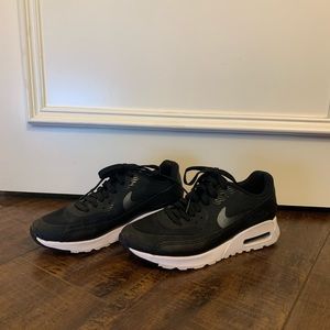 Nike Air Max 90 Ultra 2.0 - Size 6.5